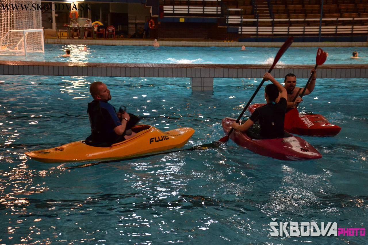 Fotogaléria Šk Bodva kanoistický tréning na bazéne