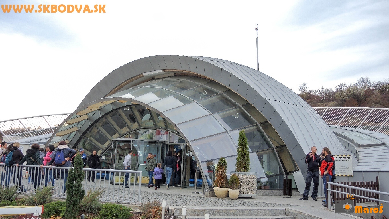 Fotogaléria Šk Bodva turistika Rumunskom - Salina Turda, Castelul Corvinilor, Pestera Ursilor